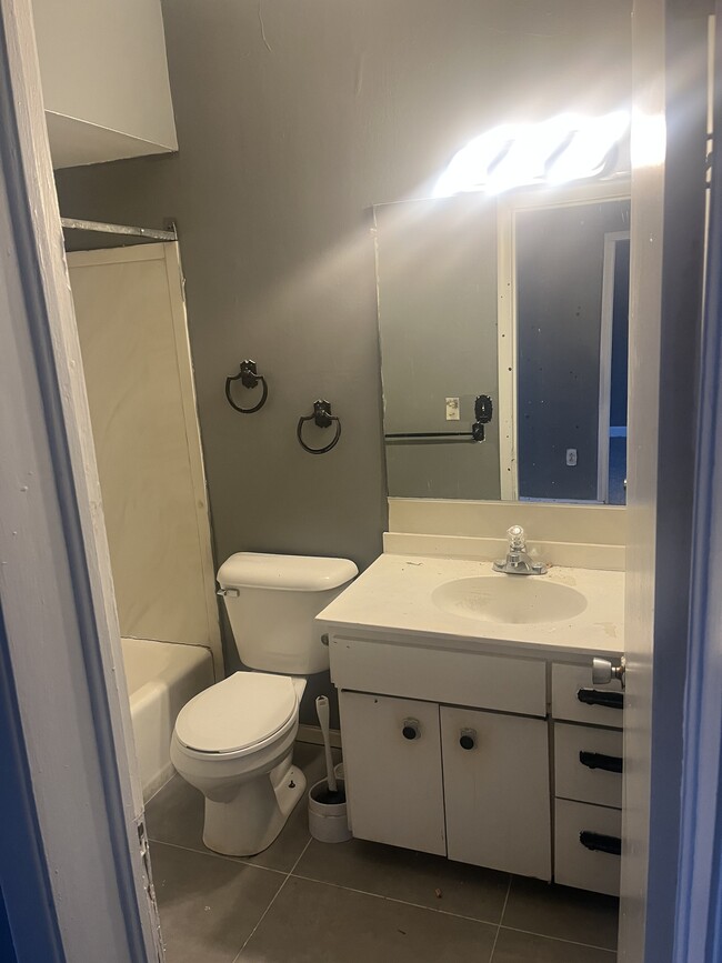 Photo - 800 Central Ave Unit 3