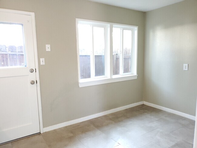 Photo - 3620 Bickerstaff Rd