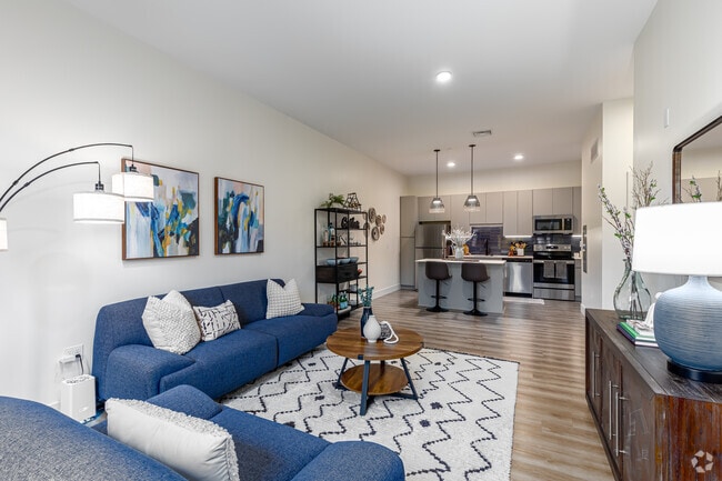 1HAB, 1BA - Sala de estar - One Park Apartments