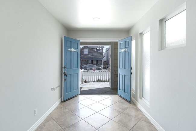 Photo - 3-Bed + 2.5 Bath Home with roof top deck with views of Ocean | Silverstrand Beach | Unfurnished