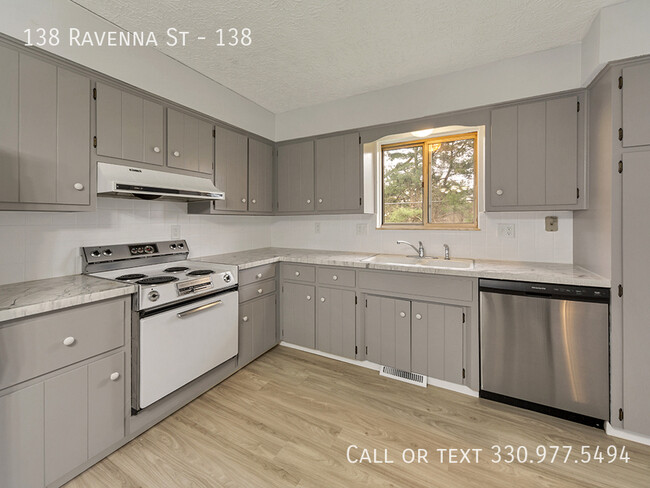 Photo - 138 Ravenna St Apartment Unit 138