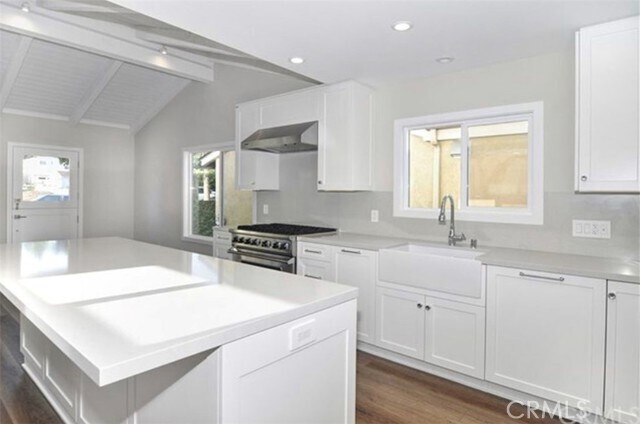 Photo - 619 Poinsettia Ave