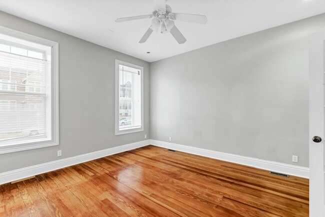 Huge Renovated 1 Bedroom SFD in South Tower Grove - Huge Renovated 1 Bedroom SFD in South Tower Grove