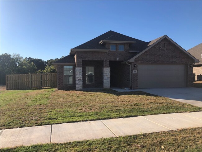 Building Photo - 448 Fox Cir