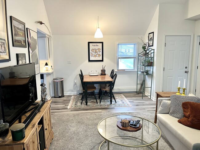 Photo - 103 Cove St Unit 2