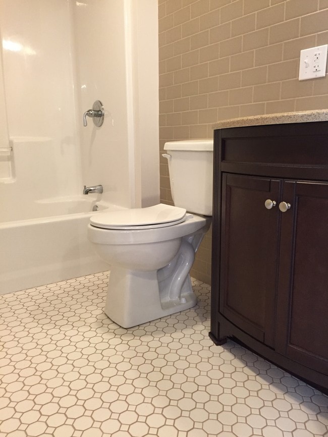 Ceramic tile bathroom floors