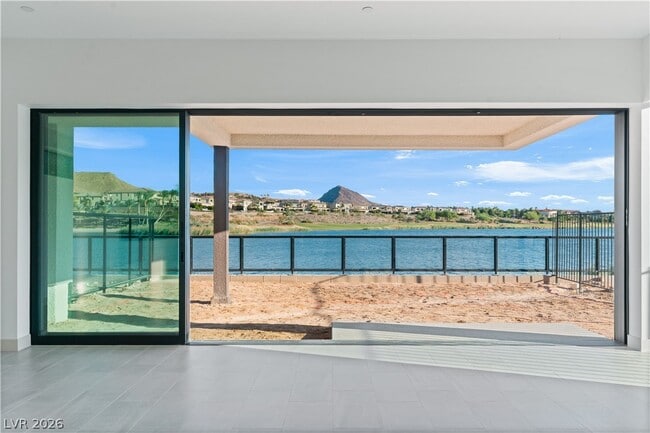 Building Photo - 66 Lakefront Dr