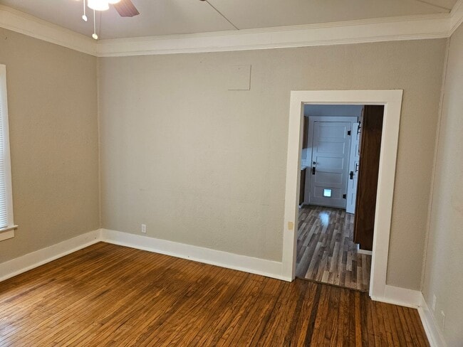 Photo - 2 Bed/ 1 Bath Home • Newport