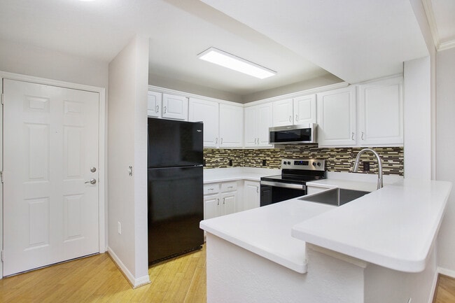 8271 Key Royal Cir Unit 924