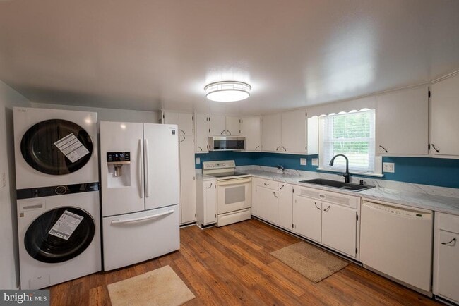 Photo - 12475 Rock Point Rd