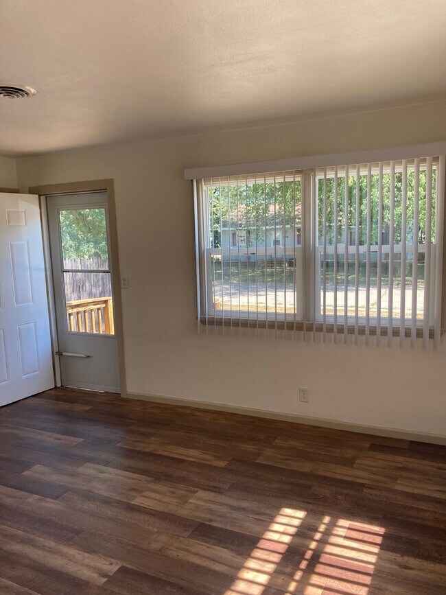 Photo - 4207-4205 8th St Unit 4207