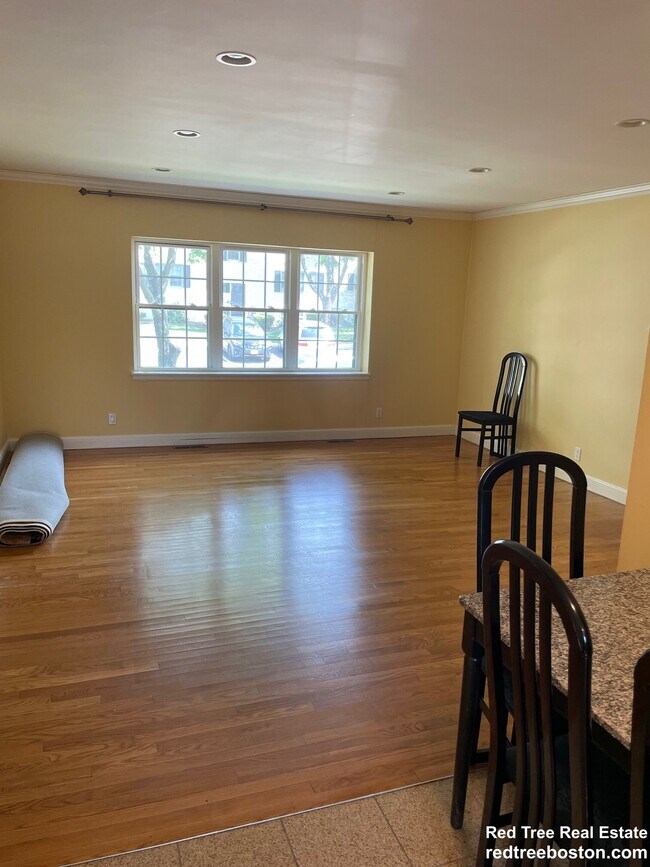 Photo - 204 Lake Shore Rd Unit 1