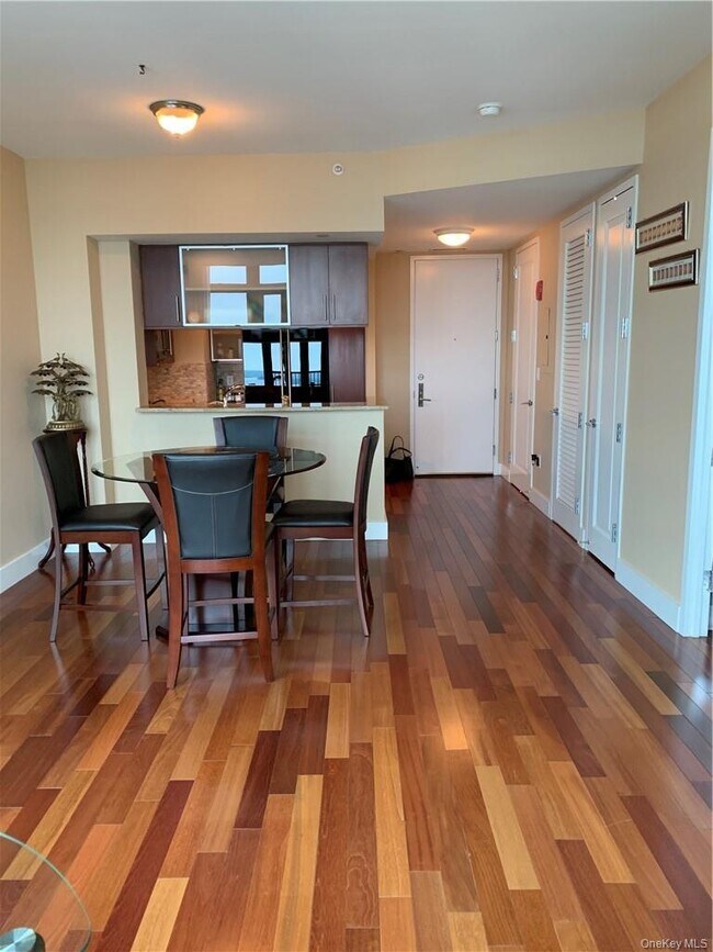 Photo - 175 Huguenot St Unit 2205