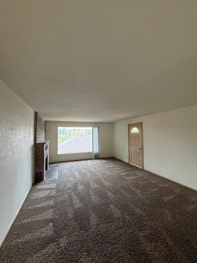 Photo - Sheridan duplex bremerton Unit A