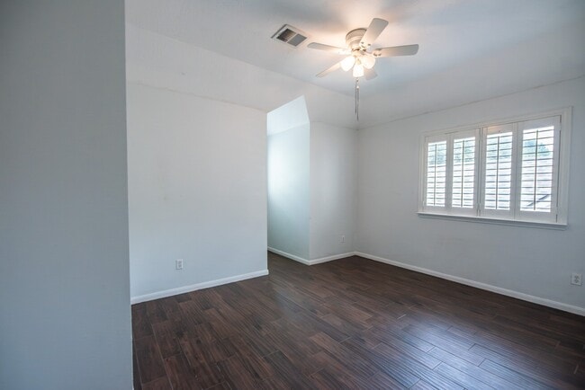 Photo - 3315 Twinmont Ln