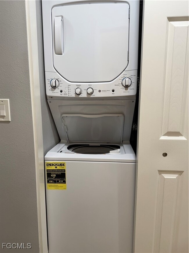 Photo - 6331 Royal Woods Dr