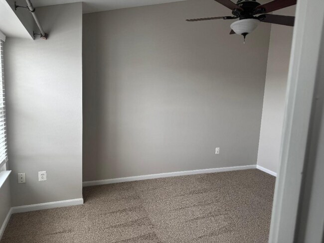 Photo - 106 Barrows Ct