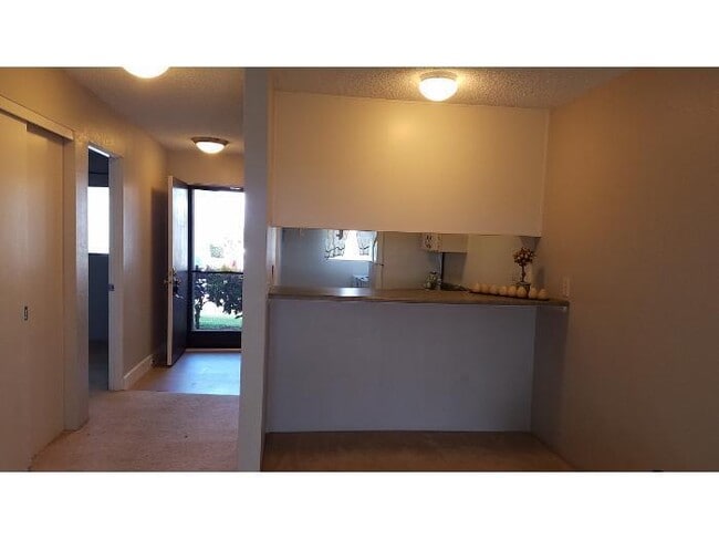 Photo - Ground Floor Unit in Park View Village in ...