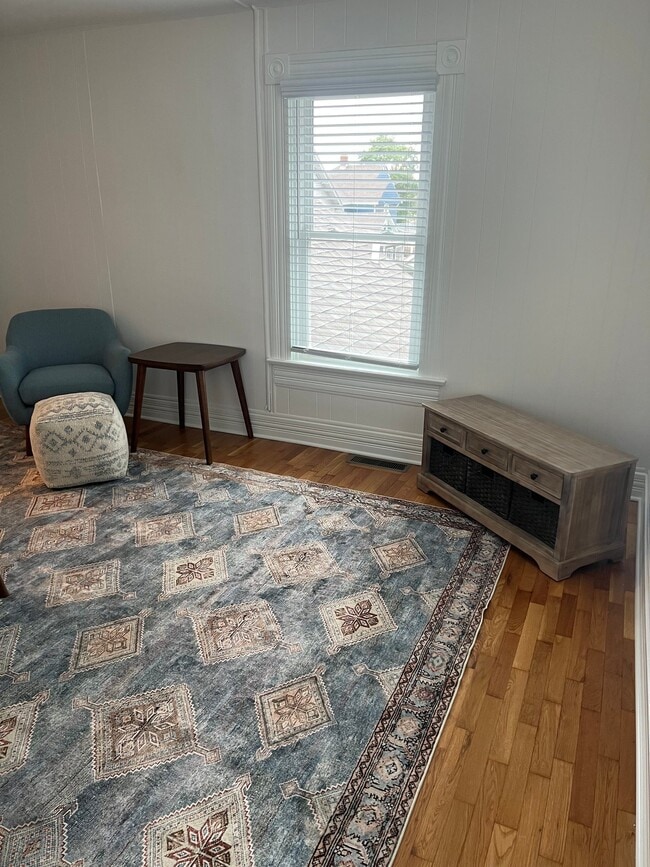 Photo - 526-528-528 S Market St Unit 528 1.5
