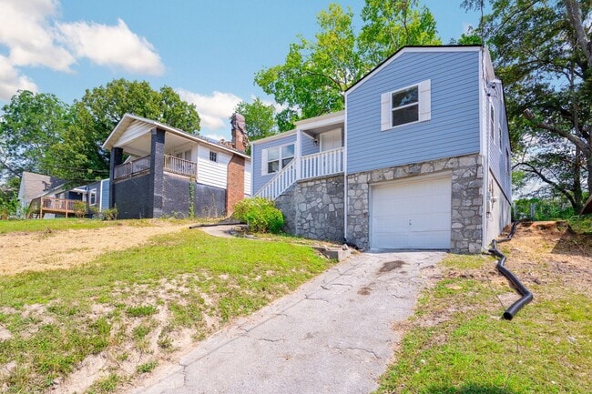 Photo - 204 Booth Rd