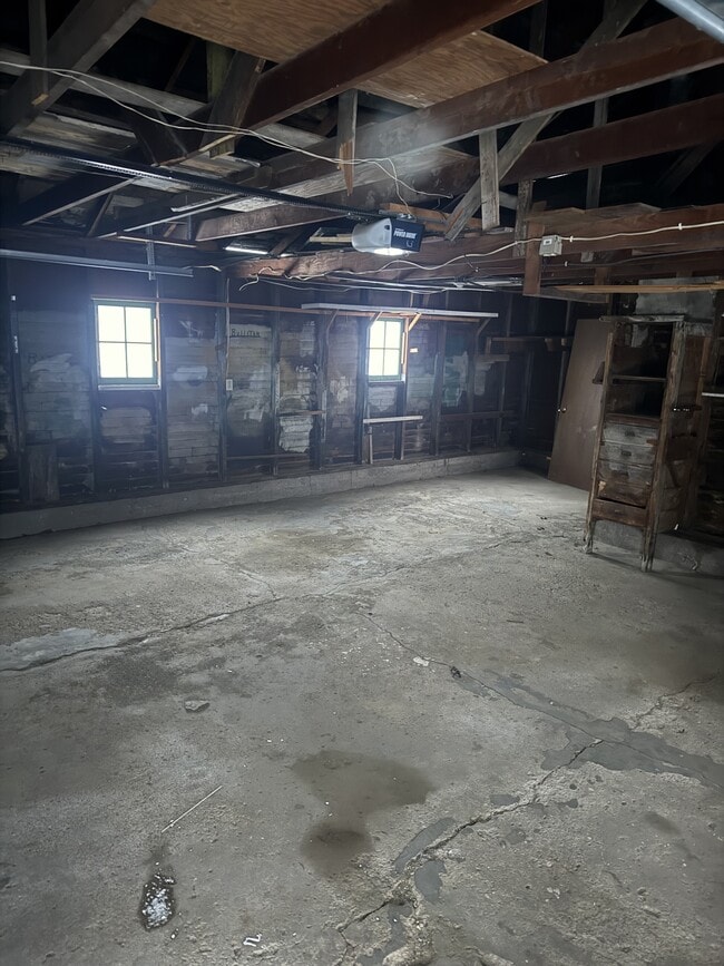 Photo - 612 W Laurel St