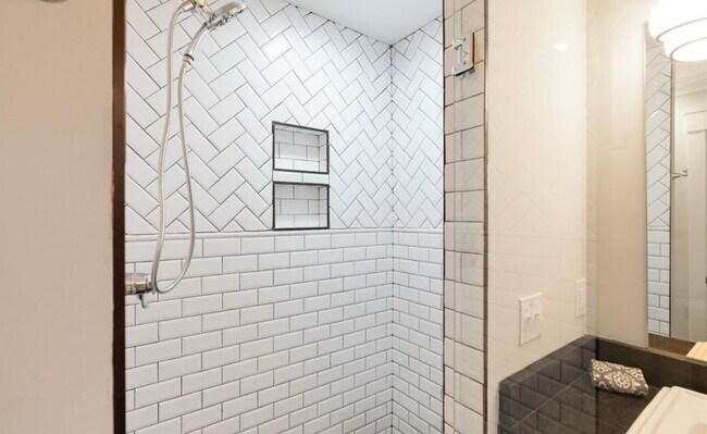 Photo - 6401 Stuart Ave