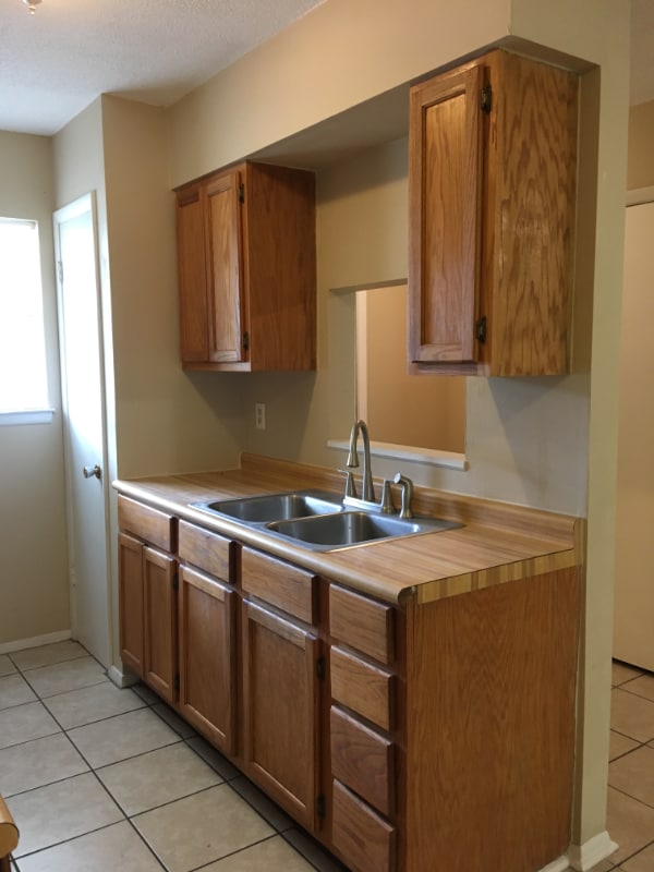 Photo - 7631 Lexington Dr