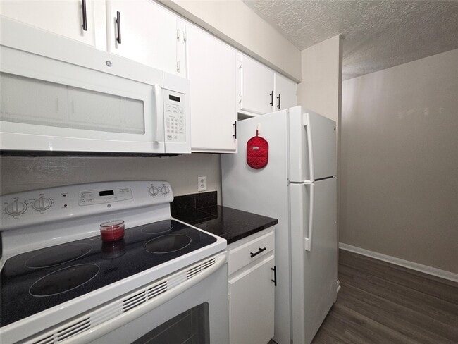 Photo - 801 River Rd Unit 114F