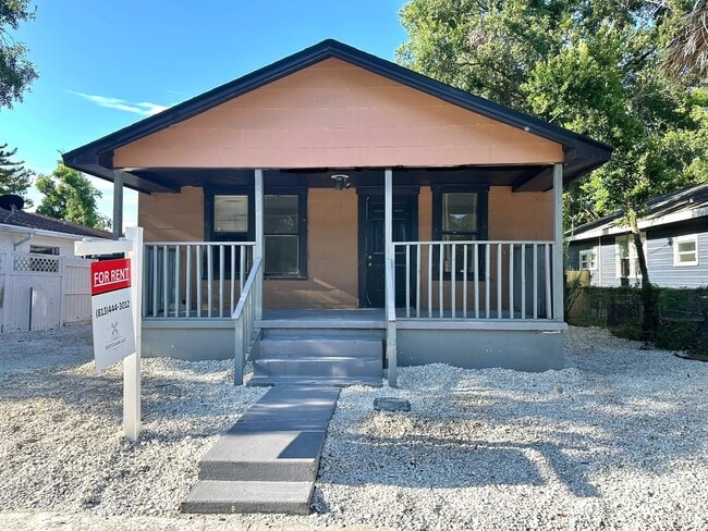 Building Photo - 3107 E 29th Ave Unit A Rental