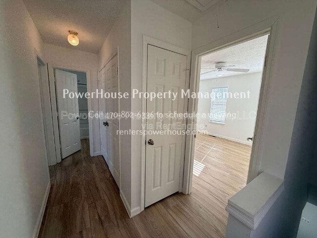 Photo - 3859 Meadow Creek Dr