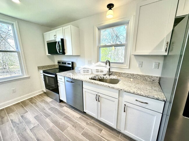 Photo - 4210 College Ave