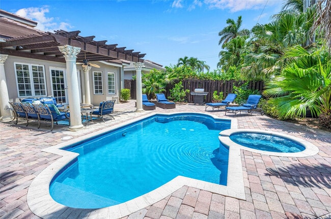 Photo - 3316 NE 16th St