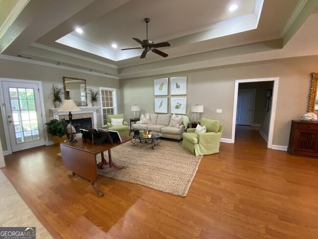 Photo - 418 Myrtle Crossing Ln