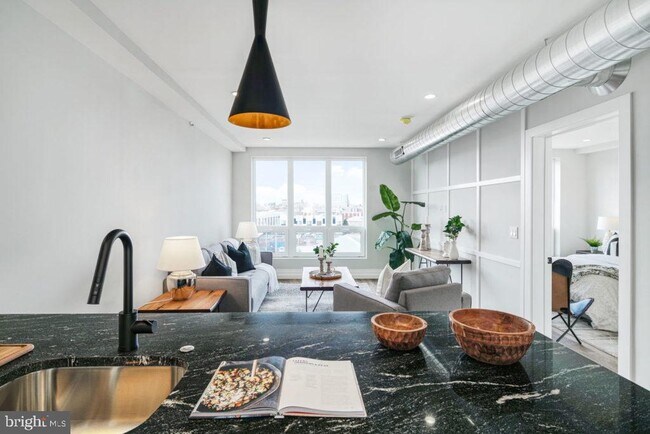 Photo - 526 Brown St Unidad 303