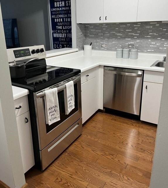 Building Photo - 3660 N Lake Shore Dr Unit 2008