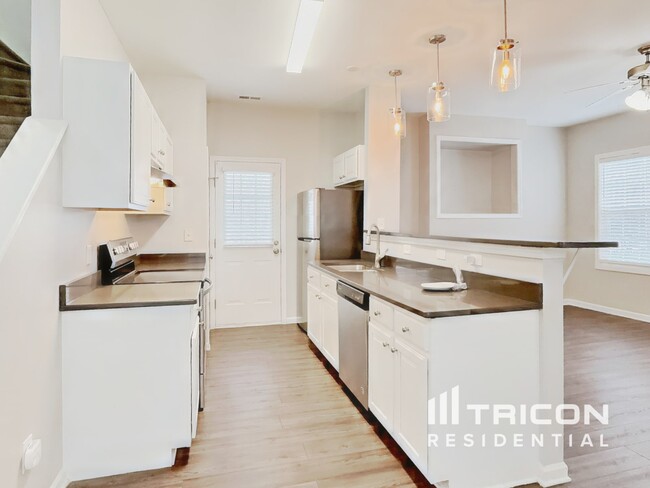 Photo - 5816 Wynmore Road