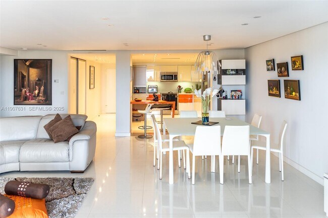 Photo - 8877 Collins Ave Unidad 604