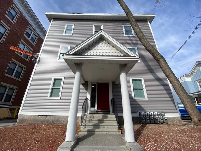 Photo - 616 Union St Unit 1