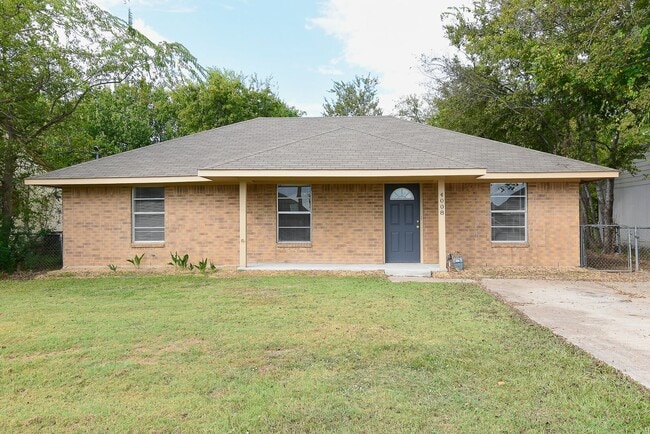 Photo - 4008 Templeton St