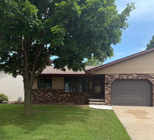 Photo - 510 S Kensington Dr