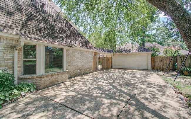 Photo - 9543 Enstone Cir