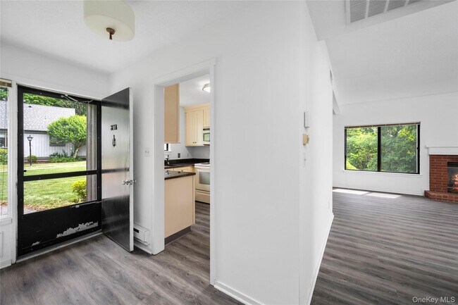 Photo - 317 Heritage Hls Condo Unit A