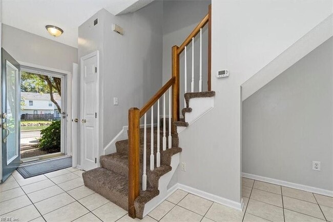 Photo - 4975 Kemps Lake Dr