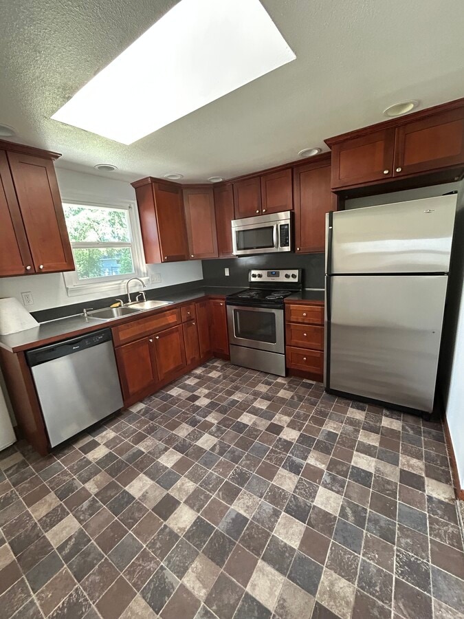 Photo - 9836 Whitman Ave SW