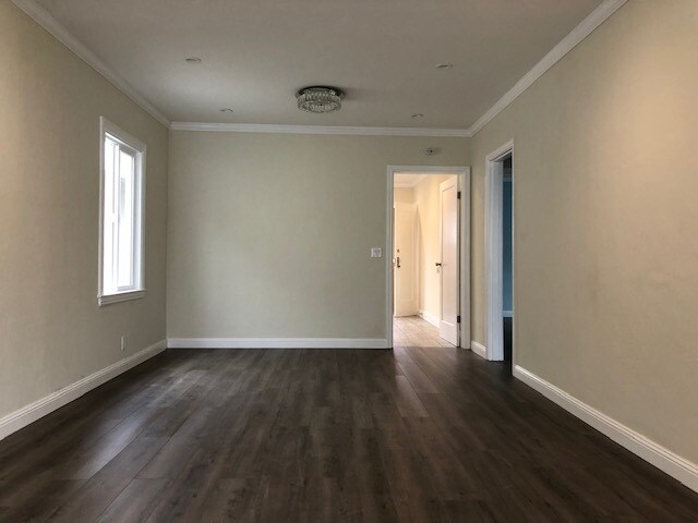 Photo - 833 Linden Ave