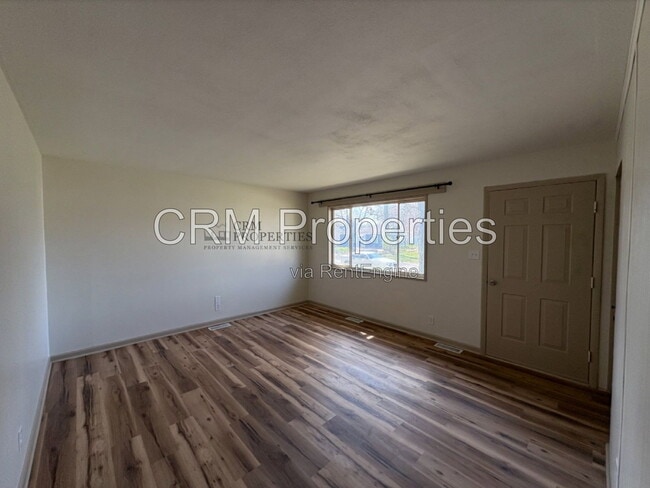 Photo - 1936 Lynwood Dr