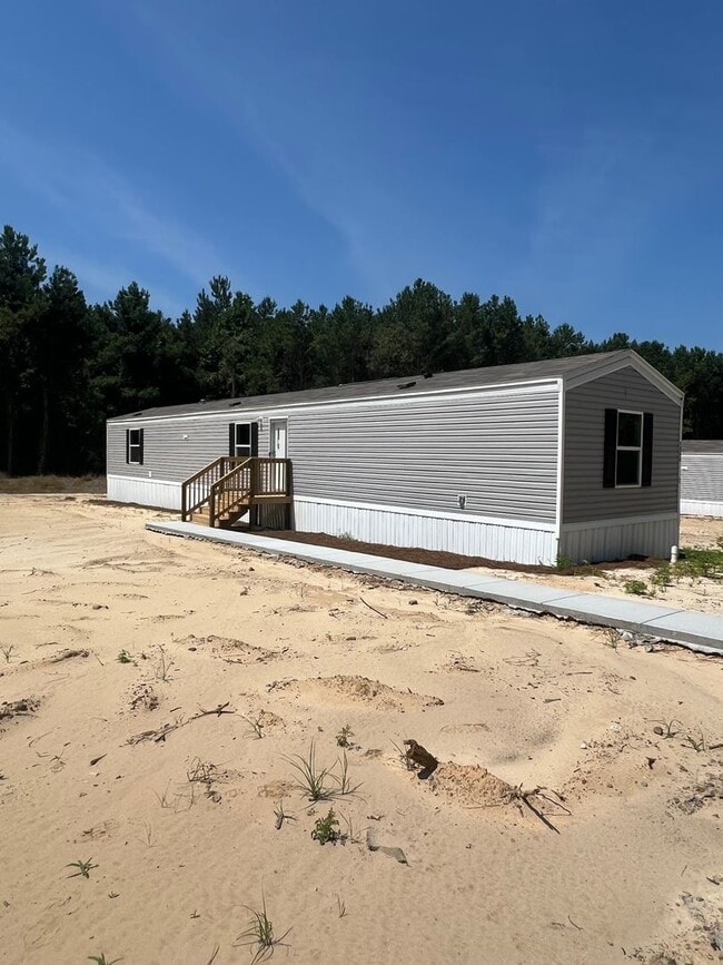 Building Photo - New! Move In Ready & Close to Downtown Aynor! Rental
