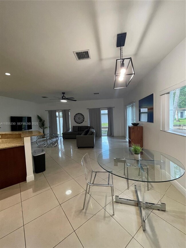 Photo - 3450 NW 17th Terrace