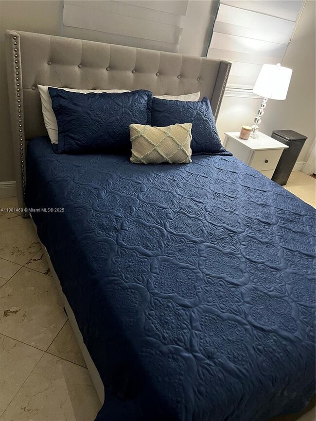 Photo - 6795 SW 98th St Unidad studio