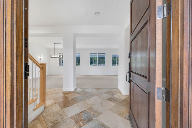 Entry Interior - 12215 Delante Ct